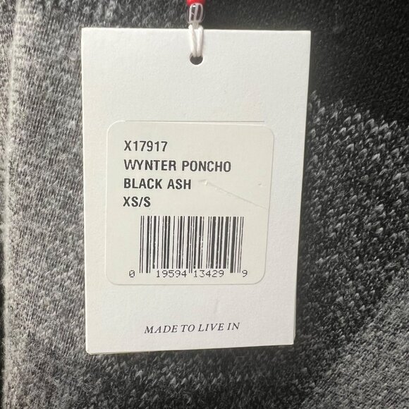 NWT Xirena Wynter Poncho Black Ash Size XS/S Plaid with Stitch Detail Hemming - Picture 6 of 7